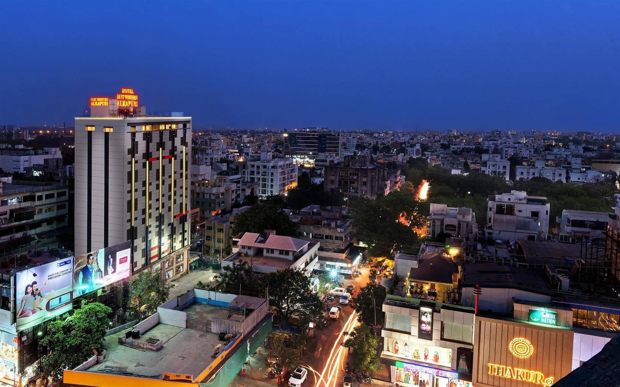Best Western Alkapuri, Vadodara Eksteriør bilde