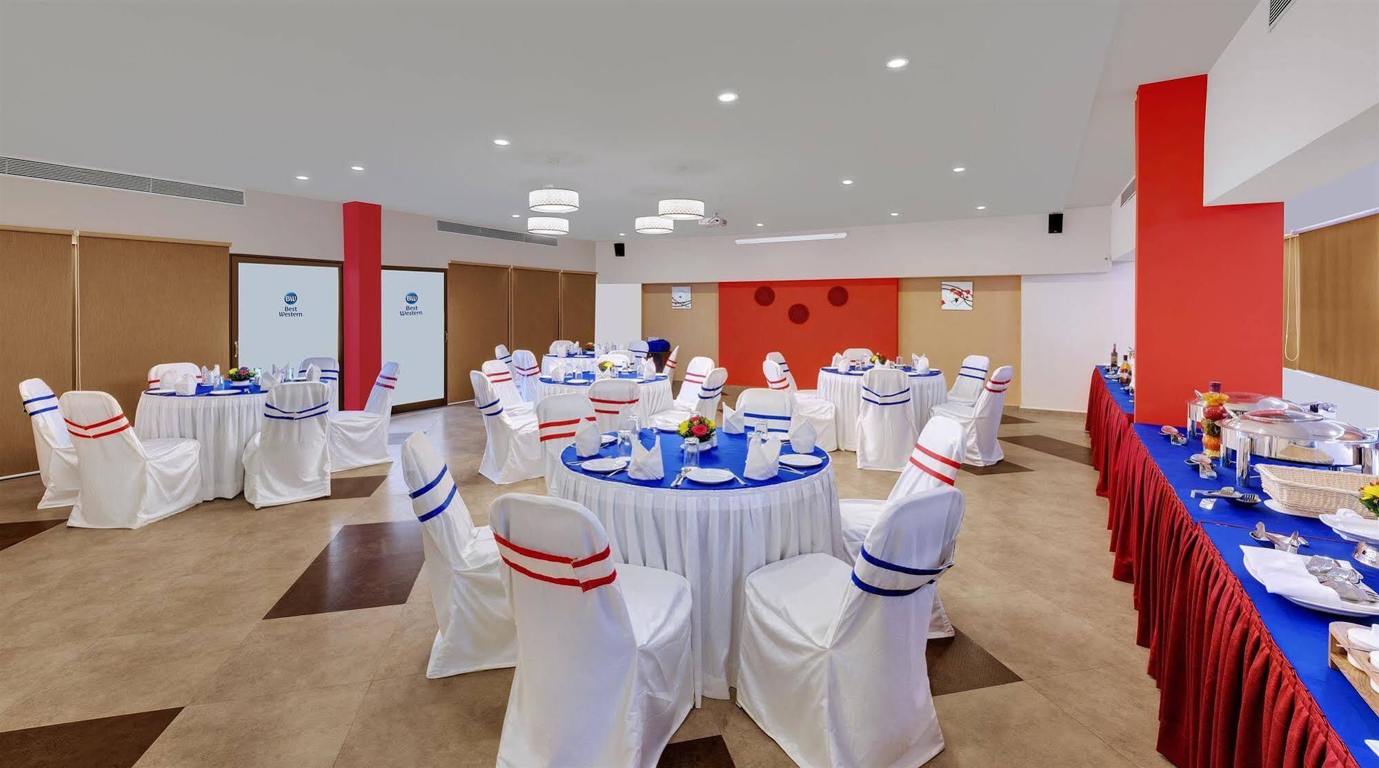 Best Western Alkapuri, Vadodara Eksteriør bilde